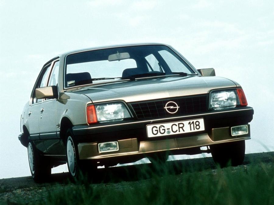  Opel Ascona CD 1983 года  (фото 10 из 10)